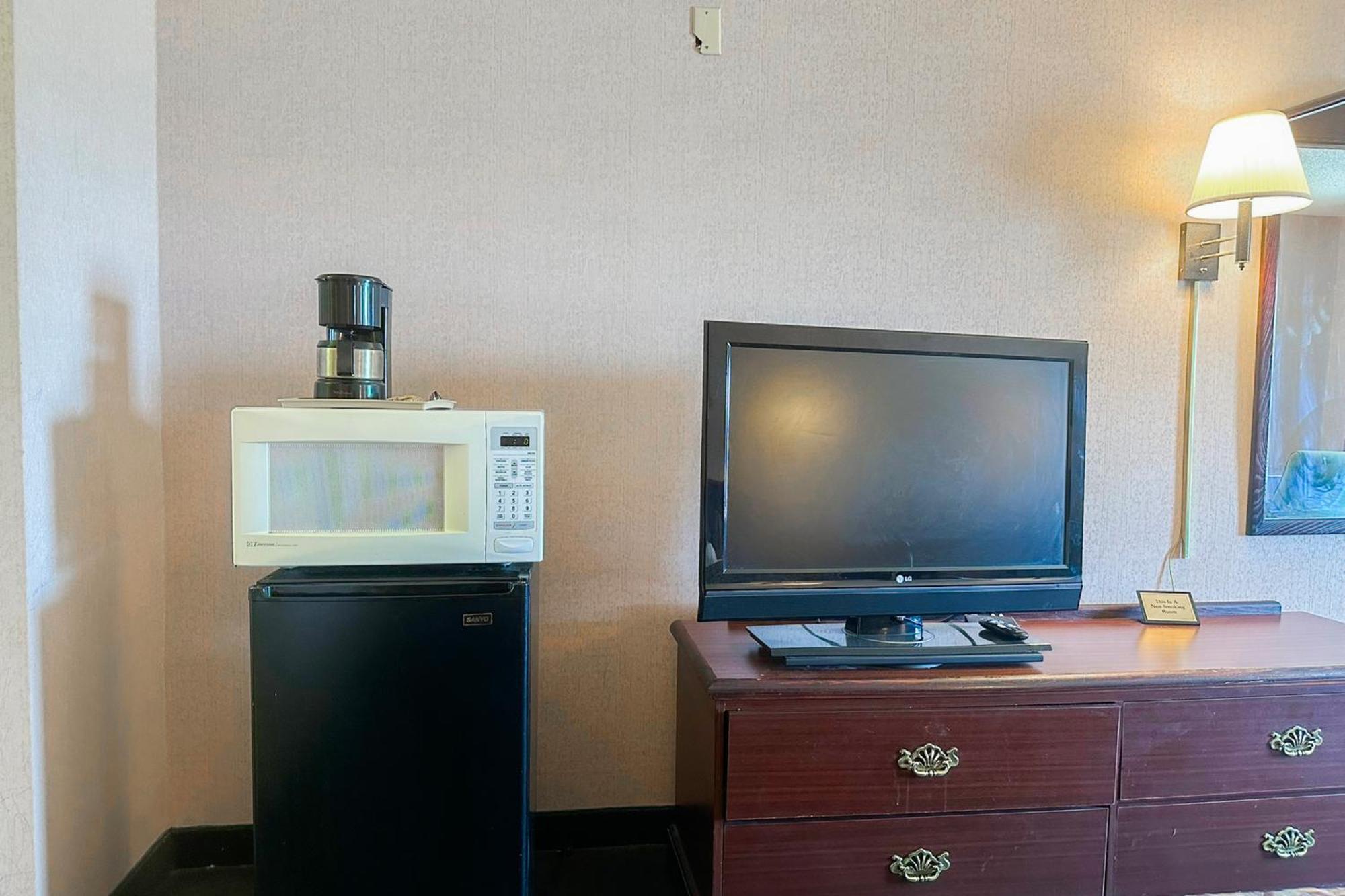 Oyo Hotel East Macon I-75 Eksteriør billede